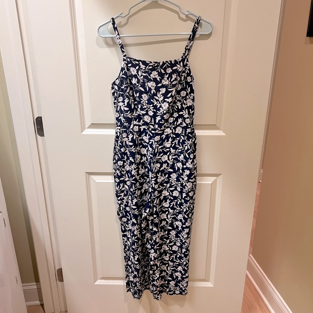 Women’s Old Navy jumpsuit